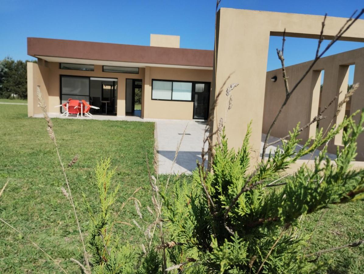 Casas En Barrio Los Teros Con Pileta Compartida - سانتا كلارا ديل مار المظهر الخارجي الصورة